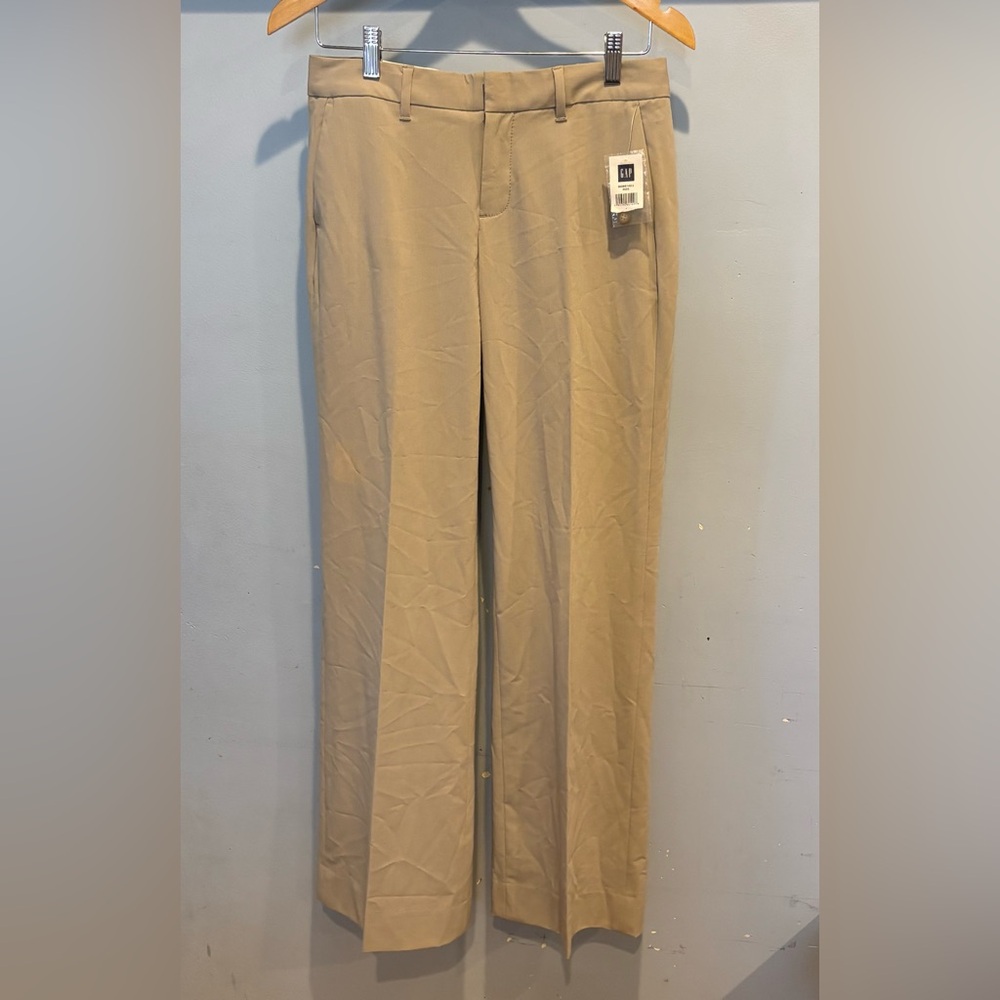Gap Woman’s Khaki Trousers Size 30‎ (8/10)